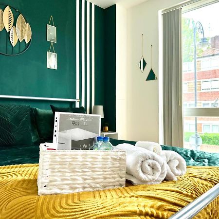 Comfortable Private Room In Bermondsey London Bagian luar foto